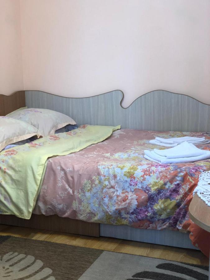 Casuta Bunicilor Isverna Hotel Buitenkant foto