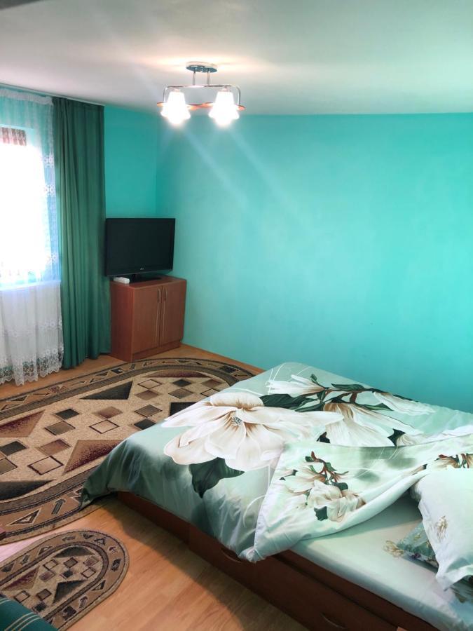 Casuta Bunicilor Isverna Hotel Buitenkant foto